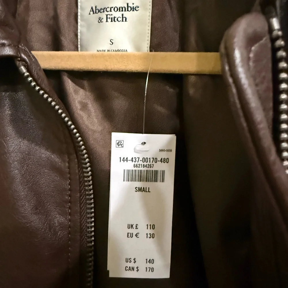Abercrombie & Fitch Vegan Leather Bomber - Small - Picture 3 of 4